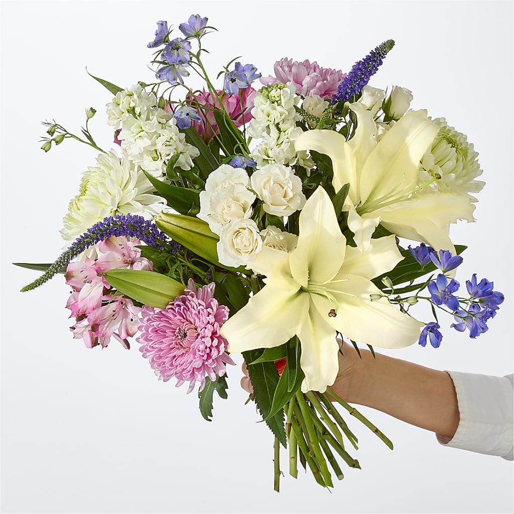 Winter Celebration Bouquet – SADIE'S FLOWER SHOP, Rayne LA