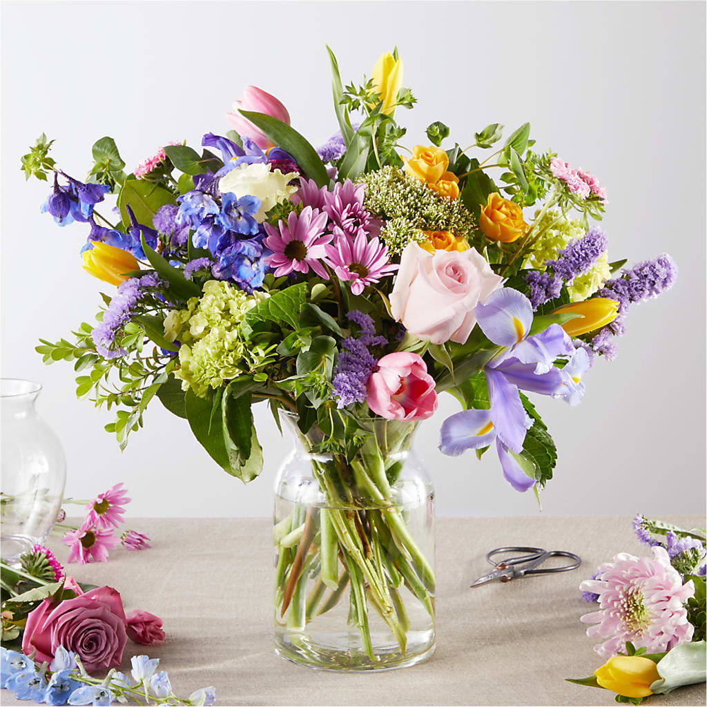 Pastel Tradition - A Florist Original – SADIE'S FLOWER SHOP, Rayne LA
