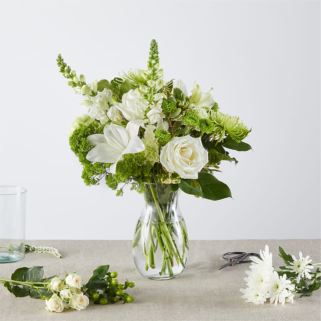 Irish Garden - A Florist Original – SADIE'S FLOWER SHOP, Rayne LA