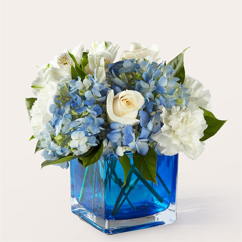 Soothing Waters Bouquet – SADIE'S FLOWER SHOP, Rayne LA