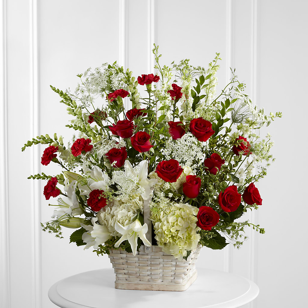 In Loving Memory Arrangement – SADIE'S FLOWER SHOP, Rayne LA