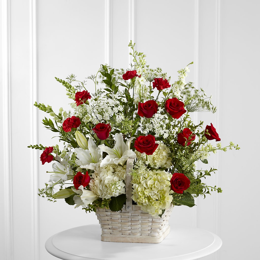 In Loving Memory Arrangement – SADIE'S FLOWER SHOP, Rayne LA