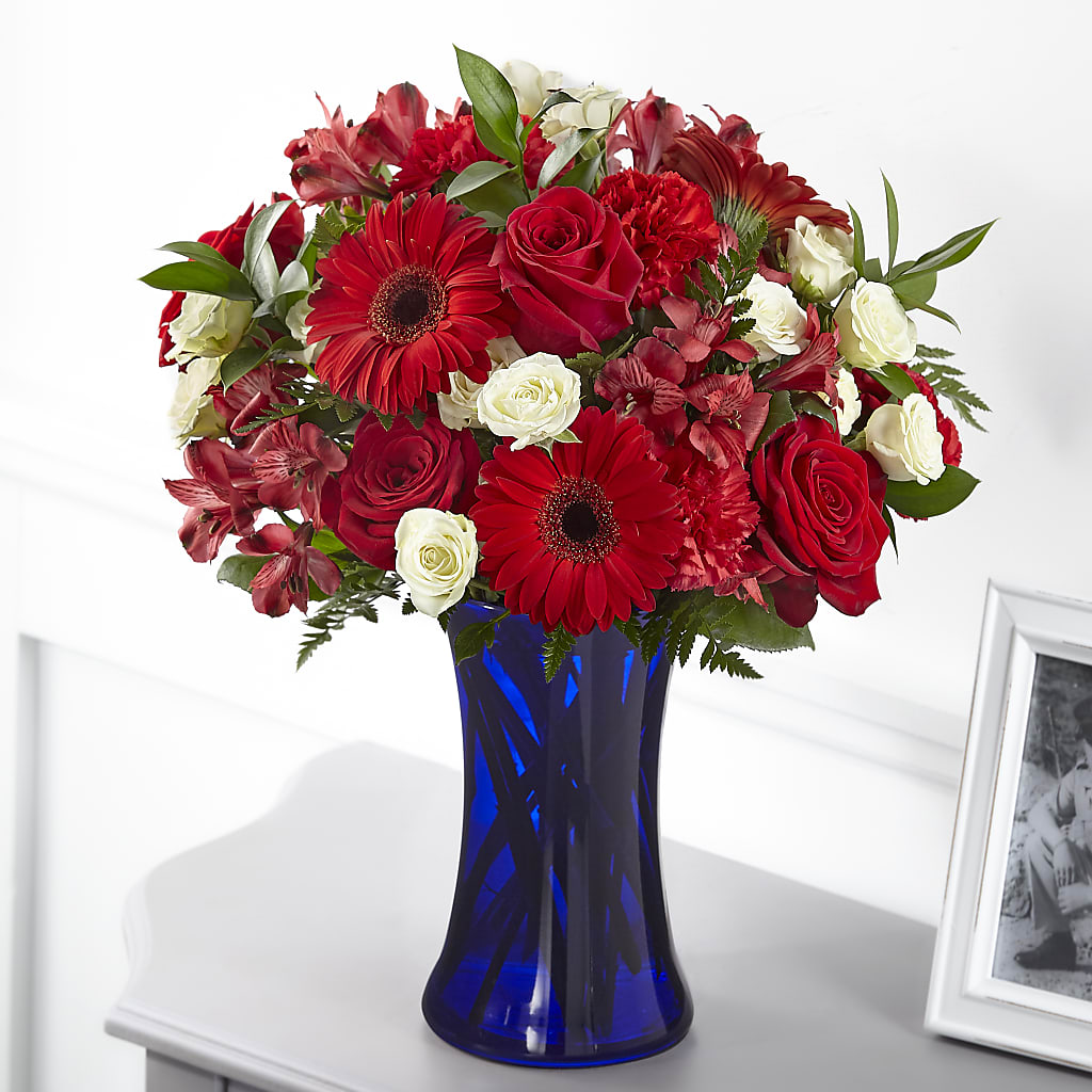 Hearts Embrace Bouquet – SADIE'S FLOWER SHOP, Rayne LA