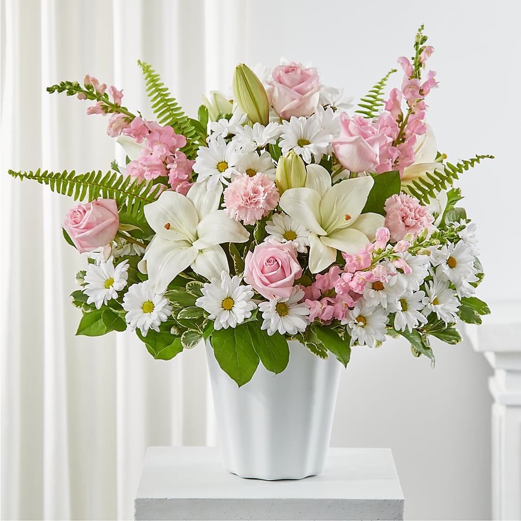 Soft Touch Tabletop Basket – SADIE'S FLOWER SHOP, Rayne LA