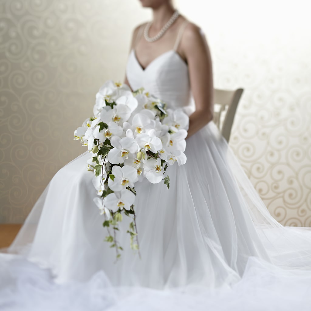 Classic White Bouquet – SADIE'S FLOWER SHOP, Rayne LA