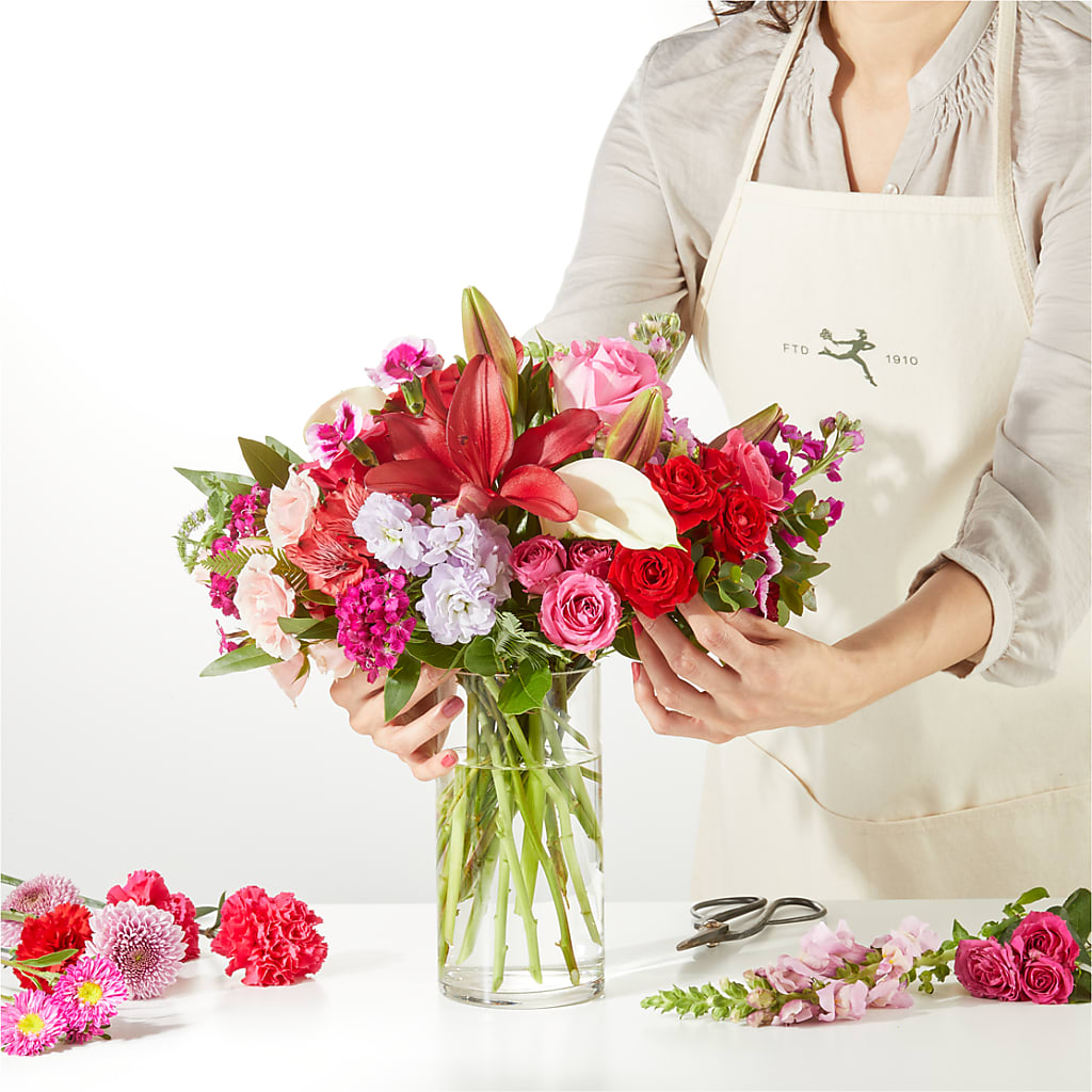 Swooning Over You - A Luxury Florist Original – SADIE'S FLOWER SHOP, Rayne LA