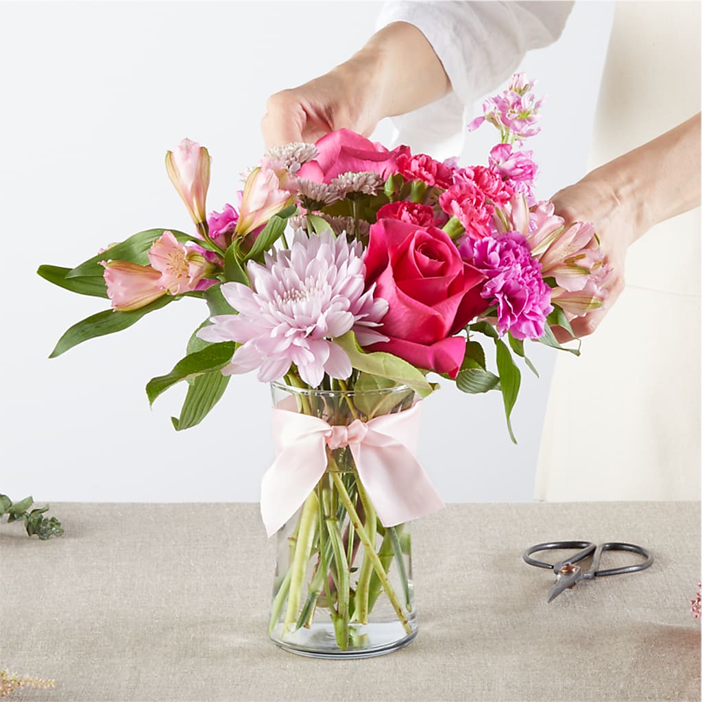 Pink Ribbon - A Florist Original – SADIE'S FLOWER SHOP, Rayne LA