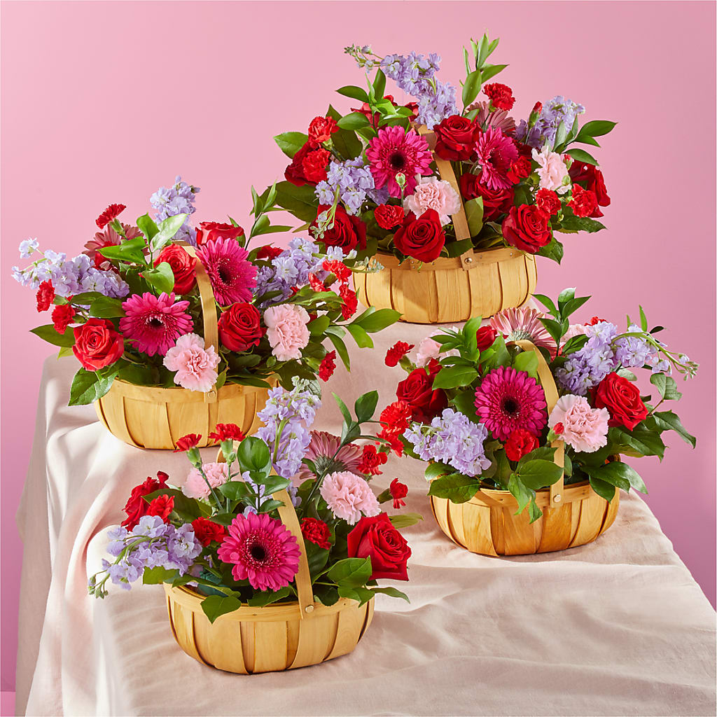 Pink Picnic Basket – SADIE'S FLOWER SHOP, Rayne LA