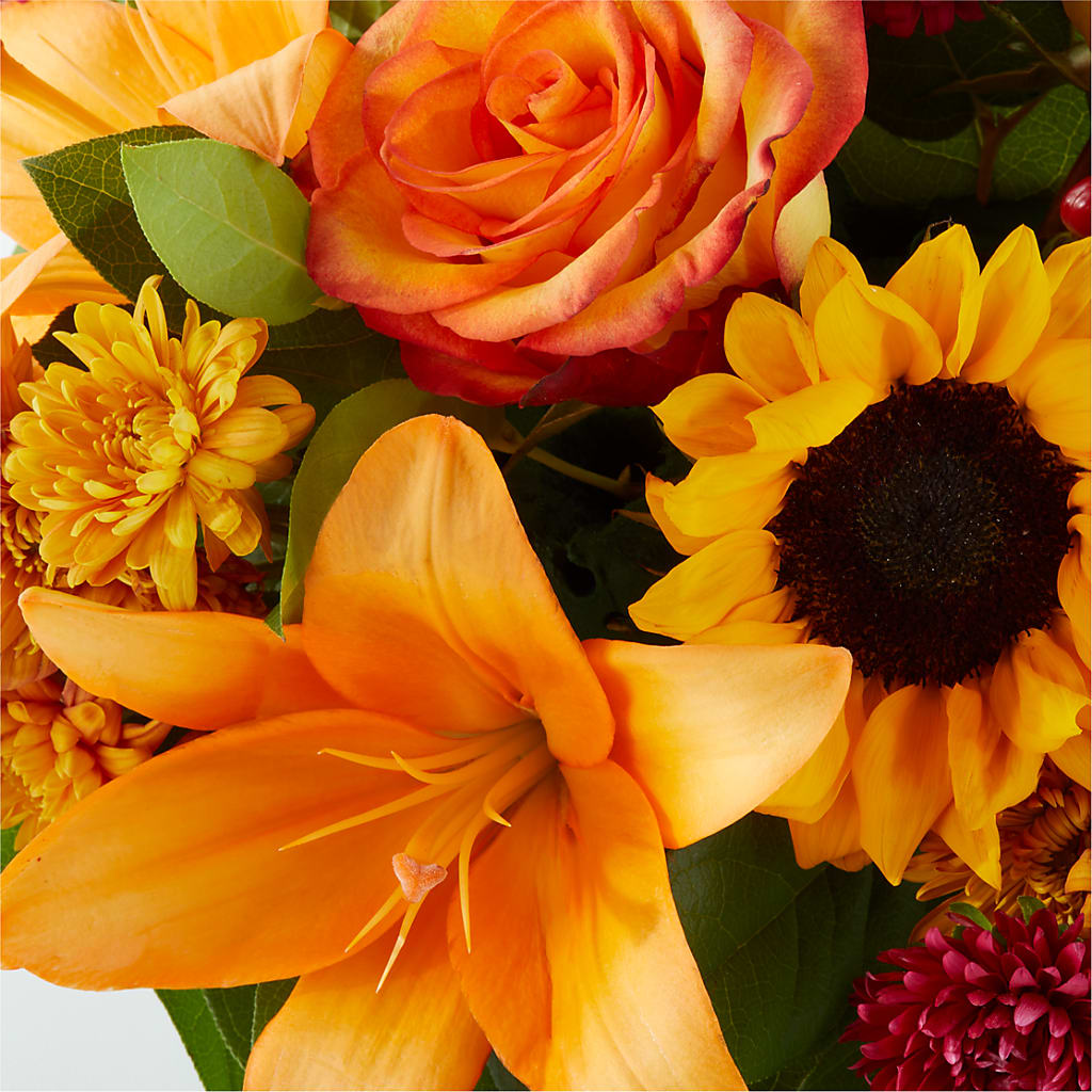 Grateful Centerpiece – SADIE'S FLOWER SHOP, Rayne LA
