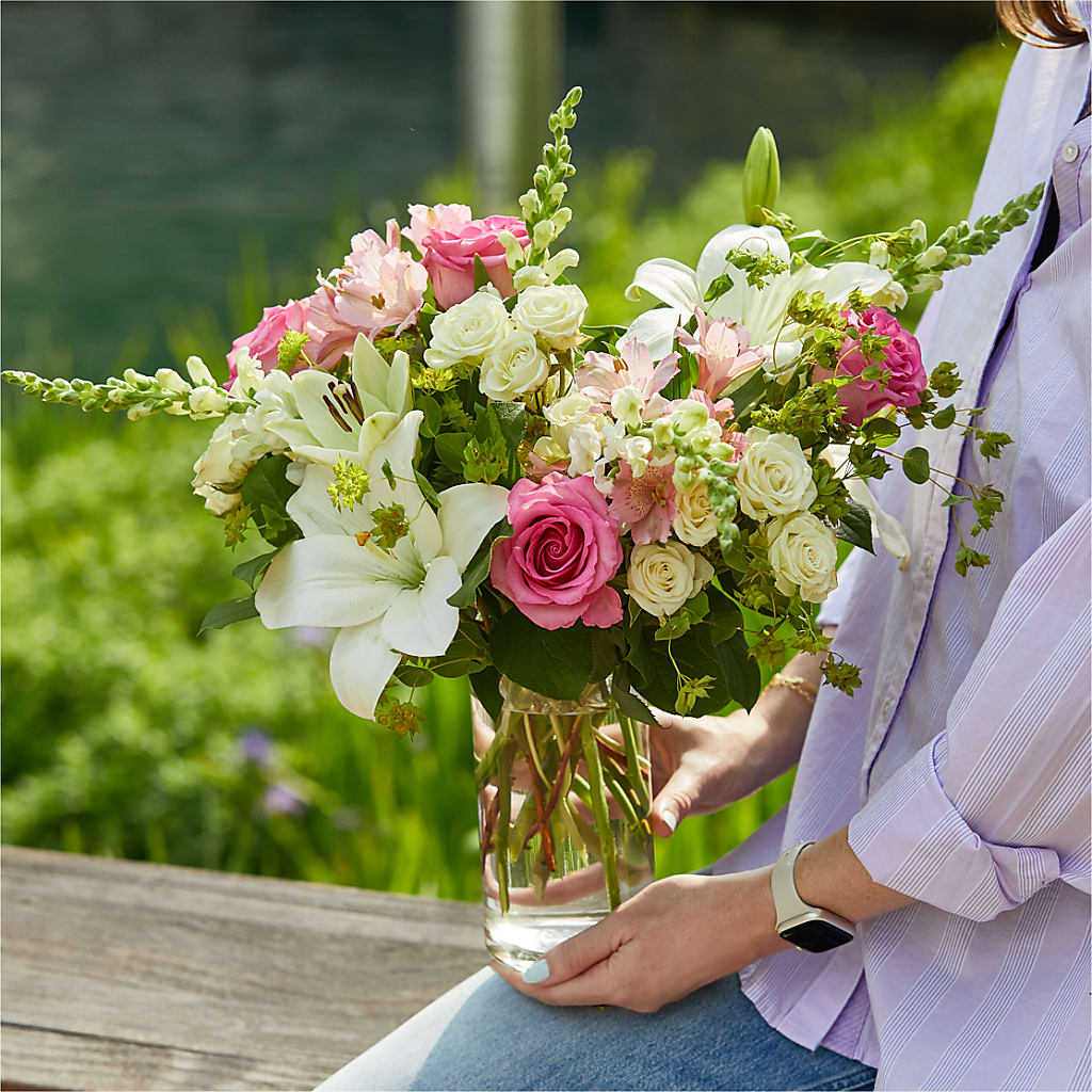 Fondly Bouquet – SADIE'S FLOWER SHOP, Rayne LA