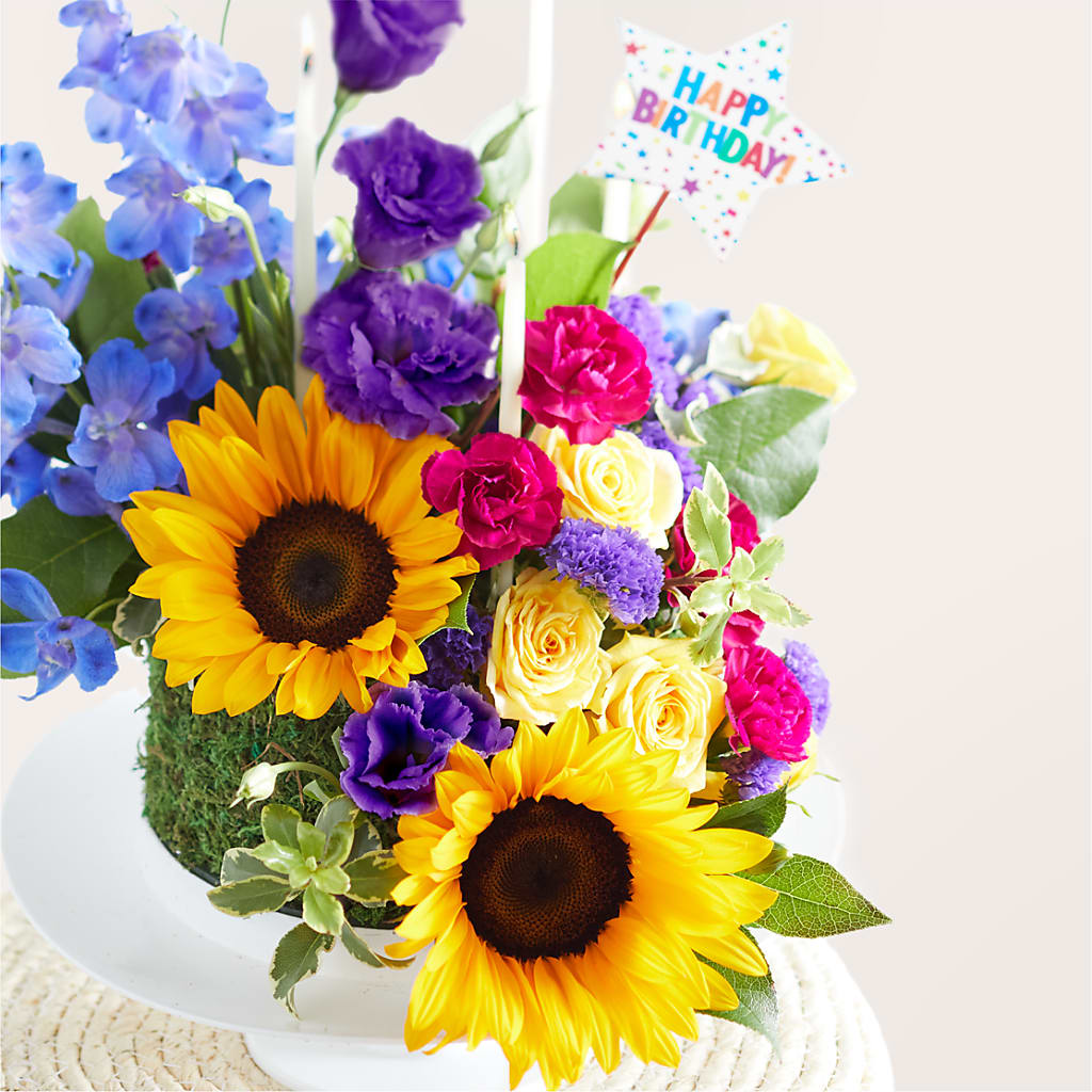 Star of the Day Floral Cake – SADIE'S FLOWER SHOP, Rayne LA